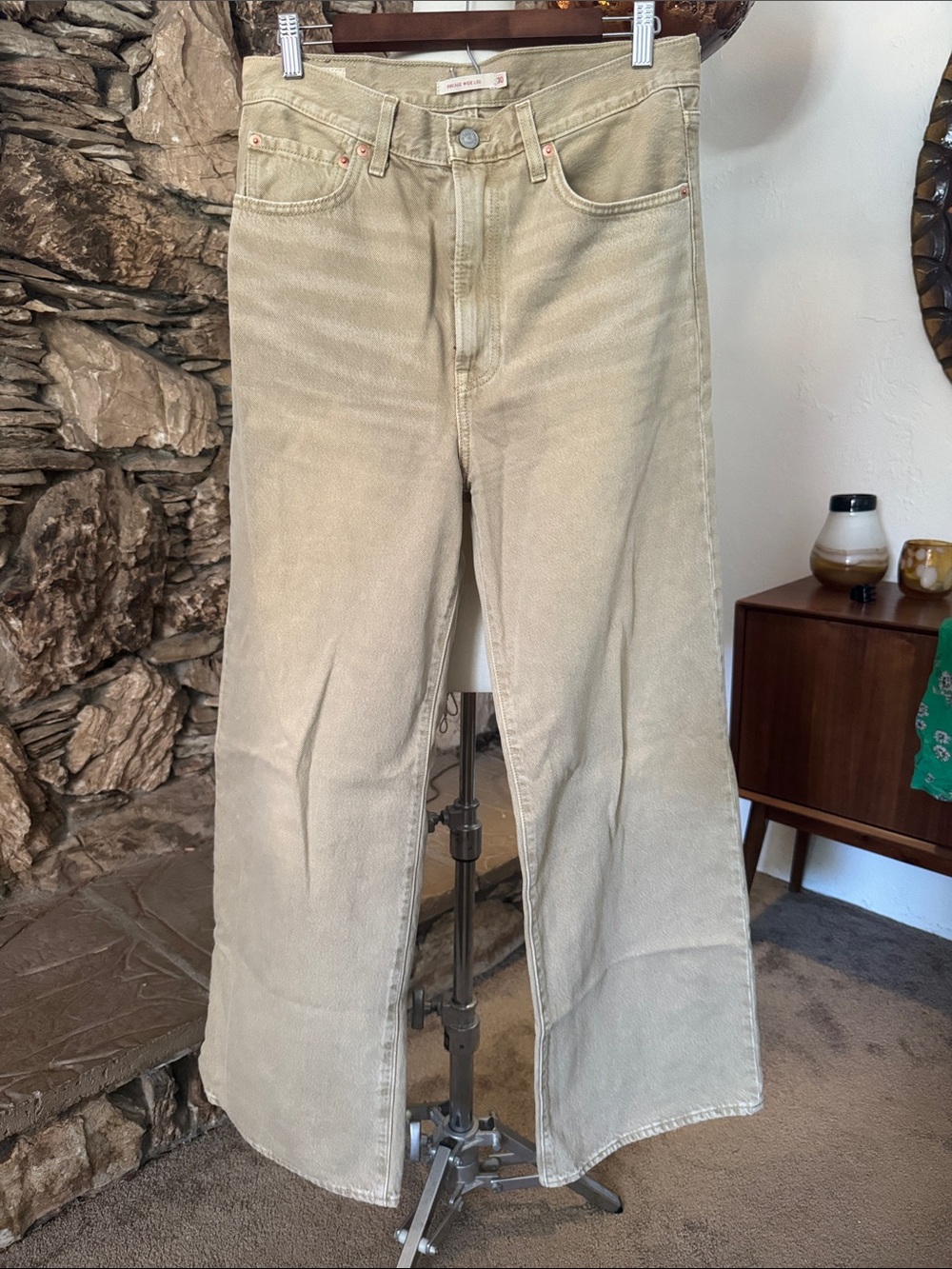 Levi’s Rib Cage Wide Leg Tan Jean - 30-30